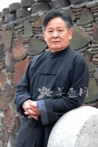 紫砂壶工艺师图片:徐秀棠 - 宜兴紫砂壶网