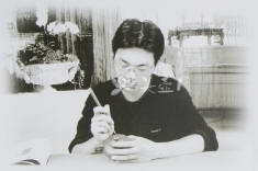 紫砂壶工艺师图片:许频频 - 宜兴紫砂壶网
