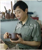 紫砂壶工艺师图片：任卫国 - 宜兴紫砂壶网