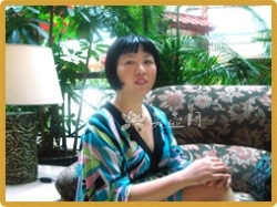 紫砂壶工艺师图片:周婷 - 宜兴紫砂壶网