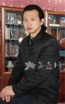 紫砂壶工艺师图片:许华强 - 宜兴紫砂壶网