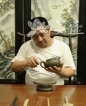 紫砂壶工艺师图片:吴耀清 - 宜兴紫砂壶网