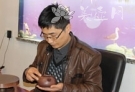 紫砂壶工艺师图片:瞿建明 - 宜兴紫砂壶网