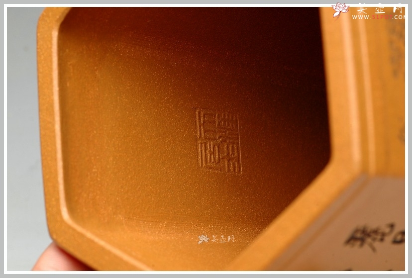 紫砂壶图片：全手工六方笔筒  李彦雄老师精心装饰 大图多细品 - 宜兴紫砂壶网