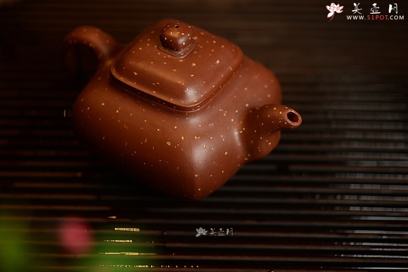 紫砂壶图片：醉美巧克力o(∩_∩)o  方圆之美 全手铺砂传炉 - 宜兴紫砂壶网