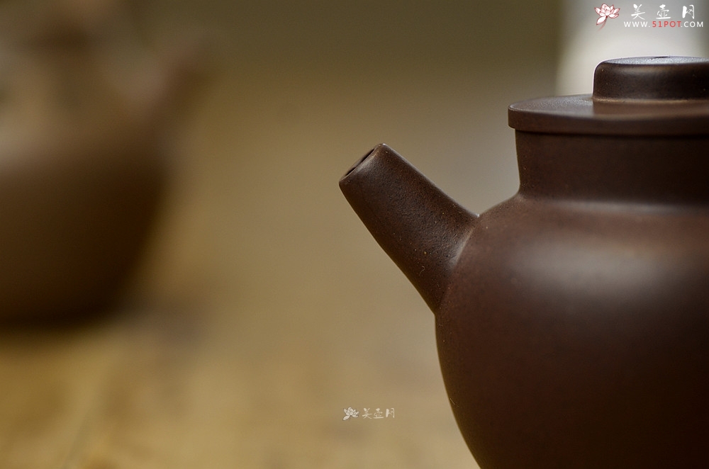 紫砂壶图片：美壶特惠 茶人最爱 杀茶利器 古朴小品 实用巨轮 - 宜兴紫砂壶网