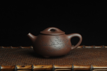 紫砂壶图片:美壶特惠 工料俱佳满瓢(霸王石瓢)通转梅花 特文气 - 宜兴紫砂壶网