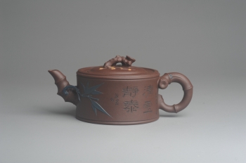 紫砂壶图片:美壶特惠 精致松竹梅岁寒三友竹段壶 茶人醉爱 - 宜兴紫砂壶网