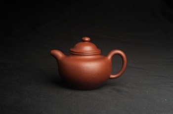 紫砂壶图片:美壶特惠 精致降坡泥大亨掇只壶 茶人醉爱 - 宜兴紫砂壶网