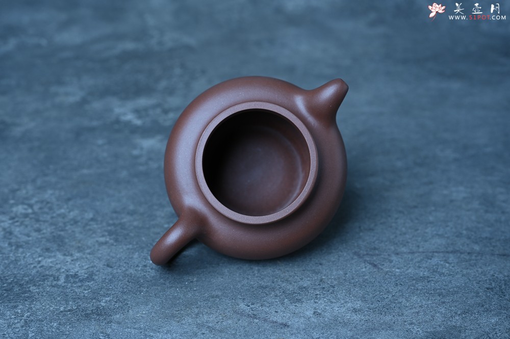 紫砂壶图片：美壶特惠 手工手制紫砂壶特好底槽青掇只壶 茶人醉爱 - 宜兴紫砂壶网