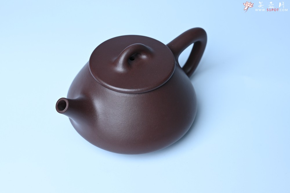 紫砂壶图片：潜力股周小培 特好全手工底槽清平盖石瓢茶壶  壶特好 期待与亲结缘 - 宜兴紫砂壶网