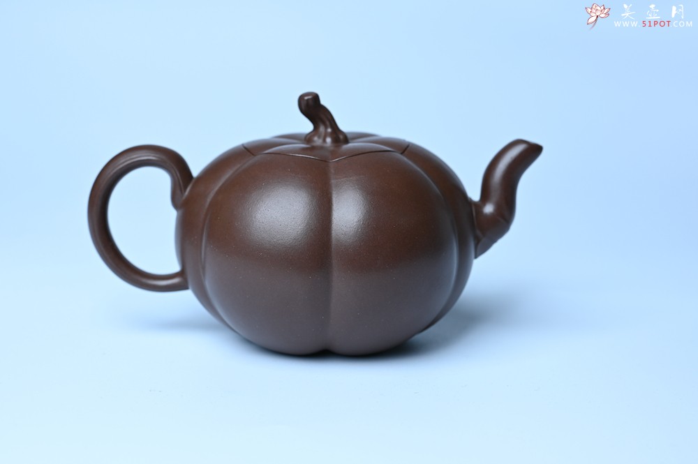 紫砂壶图片：美壶特惠 特好老紫泥南瓜壶 肌理丰富生动 茶人醉爱 - 宜兴紫砂壶网