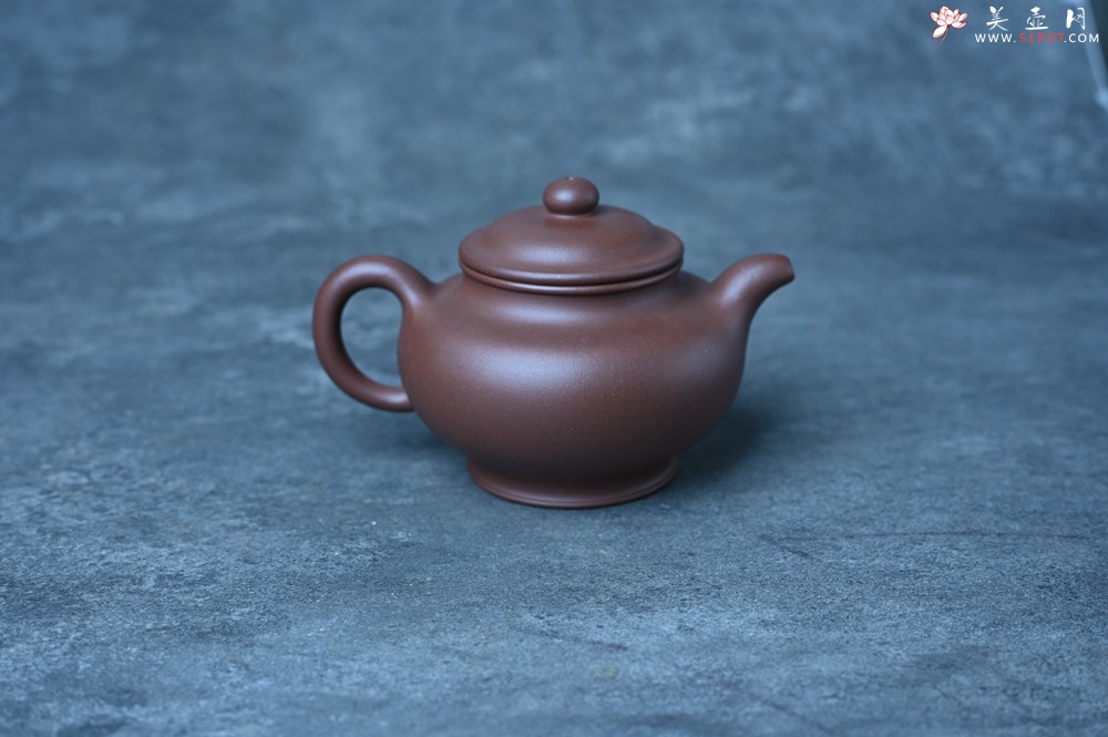 紫砂壶图片：美壶特惠 手工手制紫砂壶特好底槽青掇只壶 茶人醉爱 - 宜兴紫砂壶网