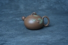 美壶特惠 潜力股董静老师精品老段泥双色寿桃壶 茶人醉爱-宜兴紫砂壶网