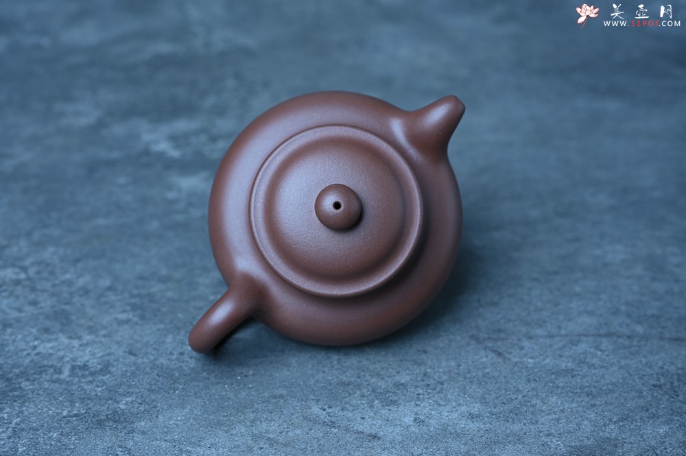 紫砂壶图片：美壶特惠 手工手制紫砂壶特好底槽青掇只壶 茶人醉爱 - 宜兴紫砂壶网