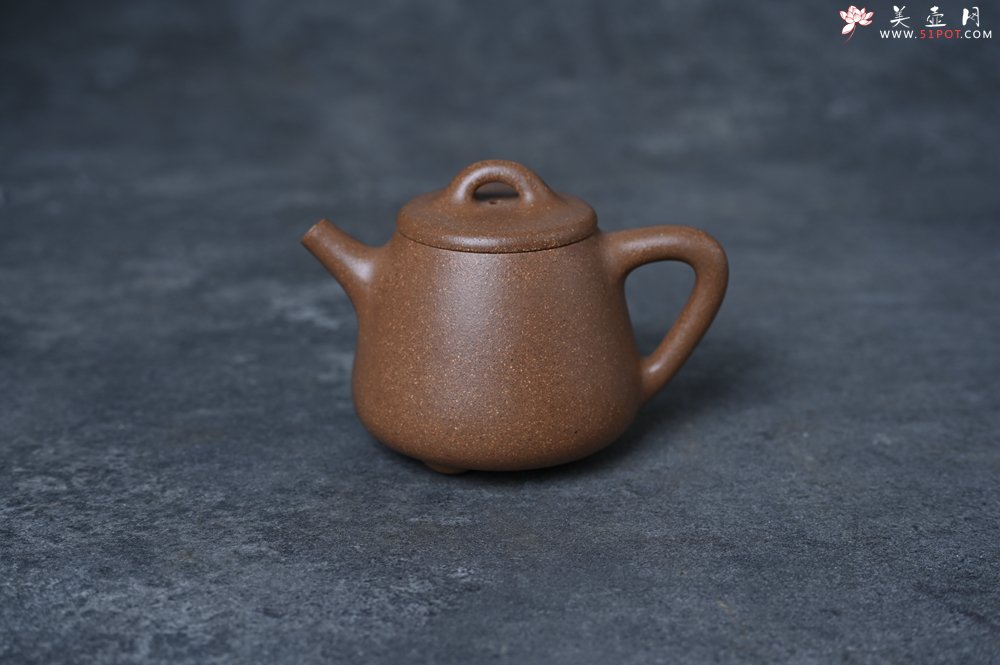 紫砂壶图片：美壶特惠 油润老段泥精致高石瓢紫砂茶壶 茶人醉爱 - 宜兴紫砂壶网