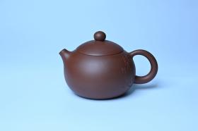 紫砂壶图片：毛国强入室弟子黄云初 特好老紫泥见心西施壶 名家何水法书法 刘世涛伯陶刻 - 宜兴紫砂壶网