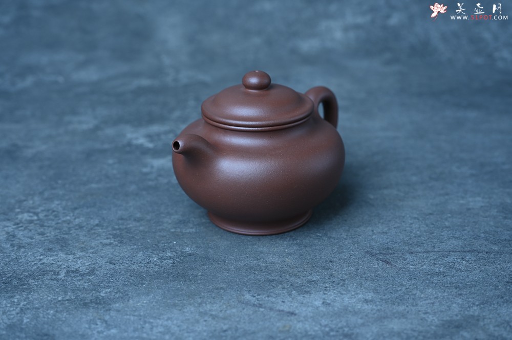 紫砂壶图片：美壶特惠 手工手制紫砂壶特好底槽青掇只壶 茶人醉爱 - 宜兴紫砂壶网