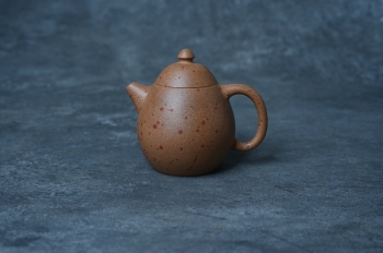 紫砂壶图片:美壶特惠 特好桃花段泥龙蛋紫砂壶 茶人醉爱 - 宜兴紫砂壶网