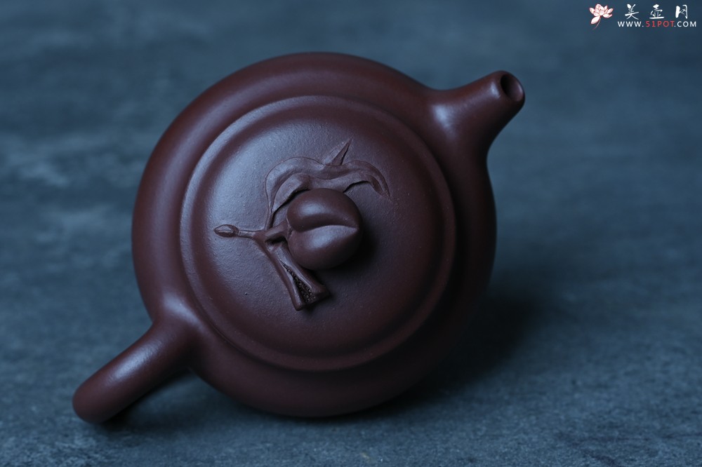 紫砂壶图片：特好老紫泥全手工寿桃壶 茶人醉爱 - 宜兴紫砂壶网