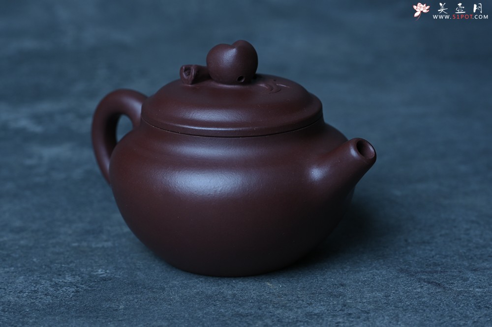 紫砂壶图片：特好老紫泥全手工寿桃壶 茶人醉爱 - 宜兴紫砂壶网