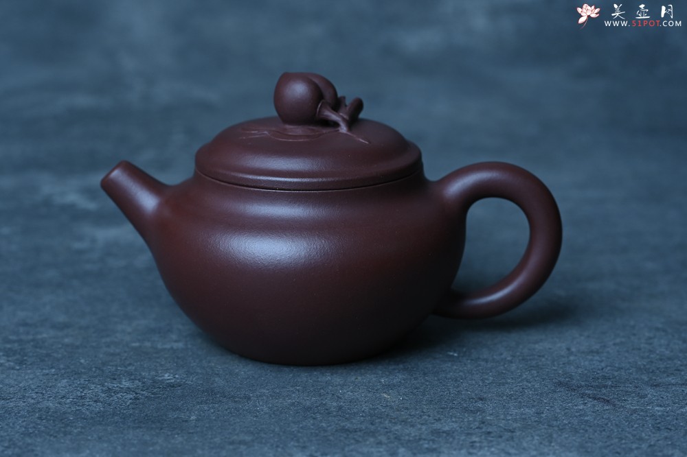 紫砂壶图片：特好老紫泥全手工寿桃壶 茶人醉爱 - 宜兴紫砂壶网