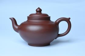 紫砂壶图片：潜力股周小培老师 4号井深井红皮龙全手工笑樱壶 养后特润 期待与您结缘 - 宜兴紫砂壶网