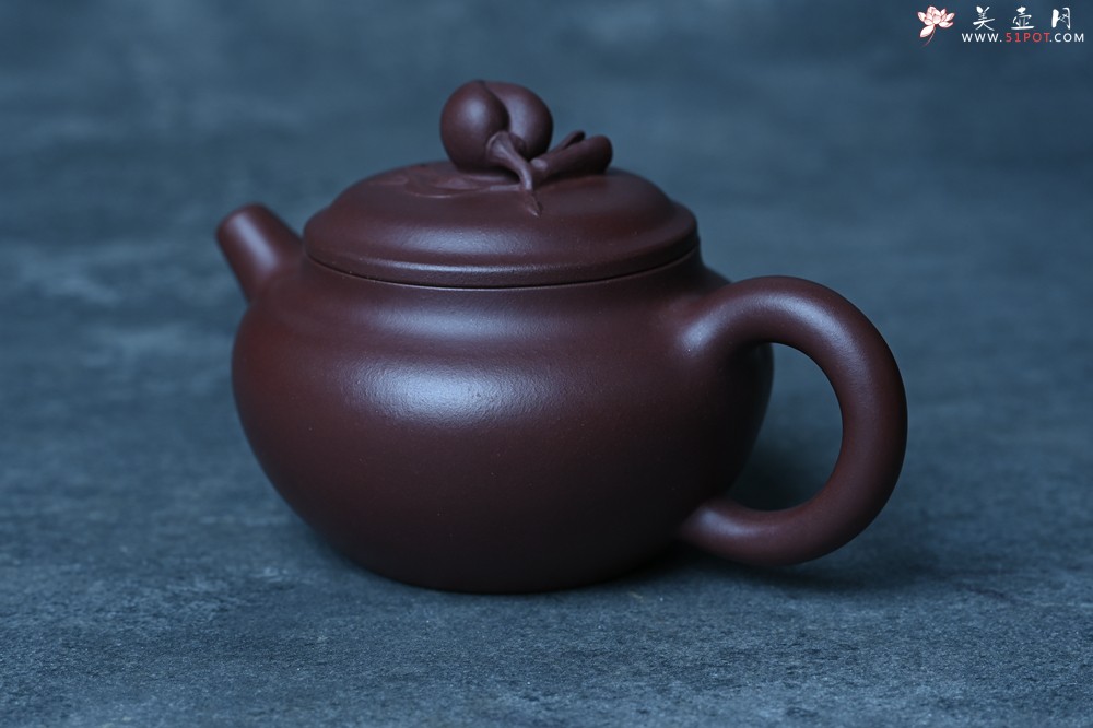 紫砂壶图片：特好老紫泥全手工寿桃壶 茶人醉爱 - 宜兴紫砂壶网