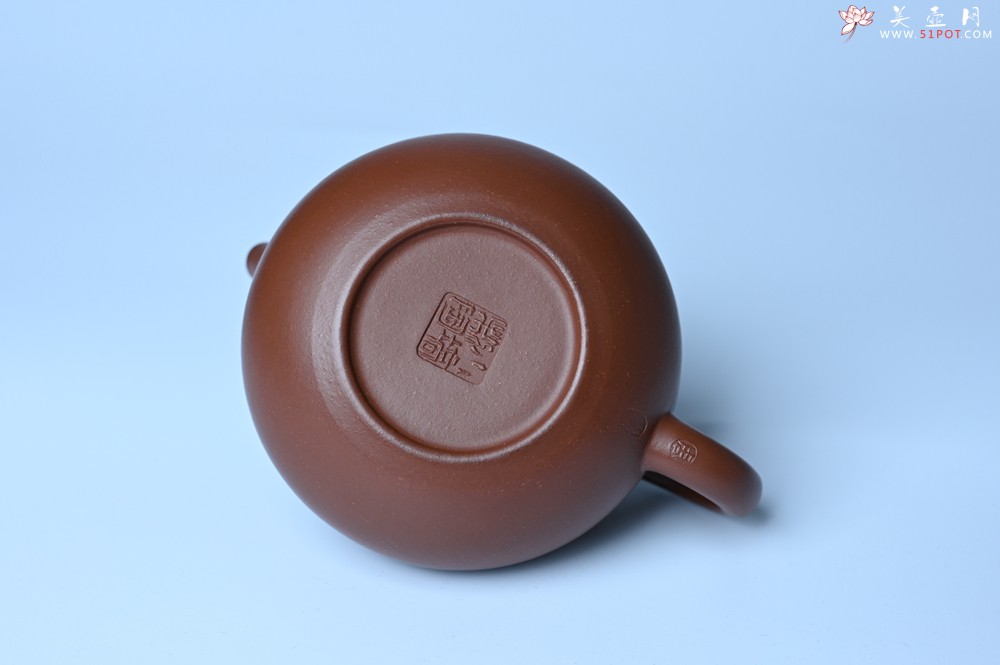 紫砂壶图片：潜力股周小培老师 优质清水泥 全手工容天壶 好壶期待与您结缘 - 宜兴紫砂壶网