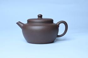 紫砂壶图片：美壶特惠 优质紫泥涌泉壶 茶人醉爱 - 宜兴紫砂壶网