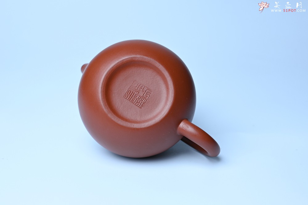 紫砂壶图片：美壶特惠 油润大红袍朱泥 小品西施壶 茶人醉爱 - 宜兴紫砂壶网