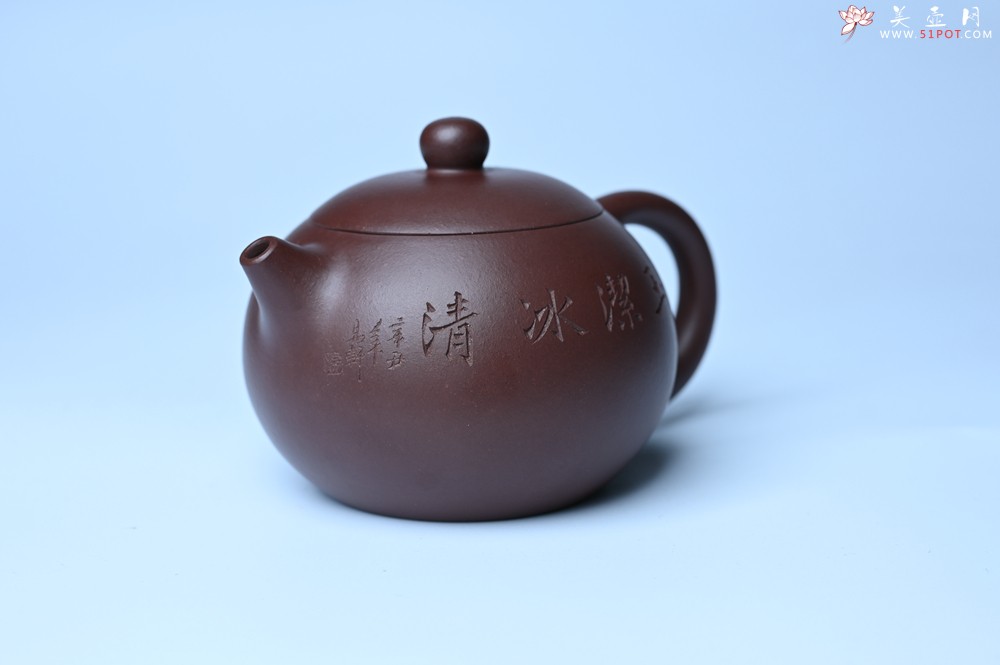 紫砂壶图片：油润底曹青 全手工西施茶壶 玉洁冰清 接天莲叶无穷碧 映日荷花别样红 - 宜兴紫砂壶网
