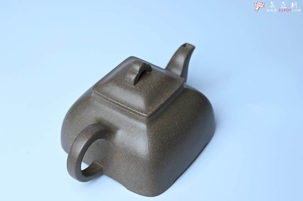紫砂壶图片：实力派张海艳全手工蟹壳老青段泥精工弧菱壶 - 宜兴紫砂壶网