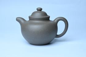 紫砂壶图片：美壶特惠 精致青段大亨掇只壶 茶人醉爱 - 宜兴紫砂壶网