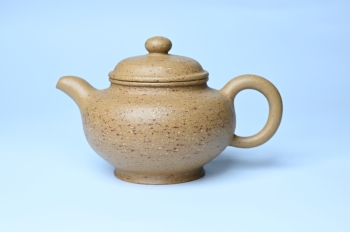 紫砂壶图片:美壶特惠 特好粗砂桃花段泥掇只紫砂壶 茶人醉爱 - 宜兴紫砂壶网