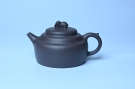 紫砂壶图片：美壶特惠 精品青灰泥玉兔紫砂壶 茶人醉爱 - 宜兴紫砂壶网