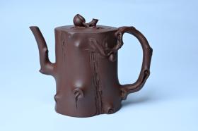 紫砂壶图片：潜力股赵老师 全手工秀雅桃桩 肌理自然生动 - 宜兴紫砂壶网