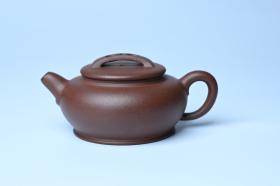 紫砂壶图片：美壶特惠 特好老紫泥小美壶 茶人醉爱 - 宜兴紫砂壶网