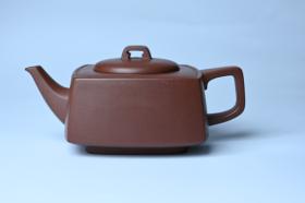 紫砂壶图片：实力派张海艳全手工精工砂四方壶 做工一流 - 宜兴紫砂壶网