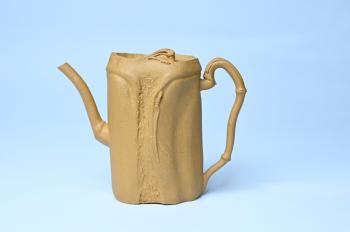 紫砂壶图片:美壶特惠 黄金段泥全手工君竹壶 茶人醉爱 - 宜兴紫砂壶网