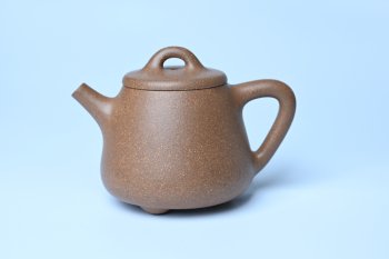 紫砂壶图片：美壶特惠 油润老段泥精致高石瓢紫砂茶壶 茶人醉爱 - 宜兴紫砂壶网