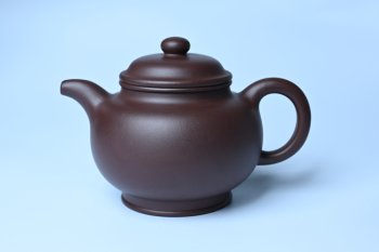 紫砂壶图片：潜力股王老师 美壶特惠 老紫泥全手工大亨掇只壶 - 宜兴紫砂壶网