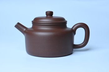 紫砂壶图片：美壶特惠 朱英尘全手工紫砂壶特好底槽青德中壶 茶壶 茶具 单壶 - 宜兴紫砂壶网