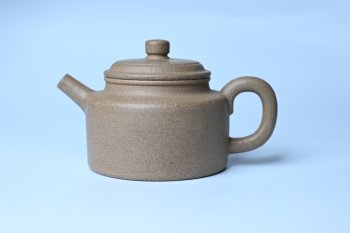 紫砂壶图片：高温油润黄龙山本山老段泥 全手工德中壶 做工特好 - 宜兴紫砂壶网