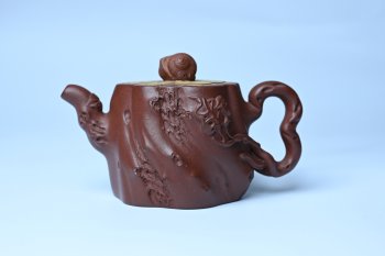 紫砂壶图片：美壶特惠 精品底槽青全手工留痕壶 细节生动 - 宜兴紫砂壶网