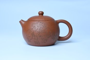 紫砂壶图片：油润降坡泥全手工小品西施壶  装饰童子图 天真无邪 - 宜兴紫砂壶网