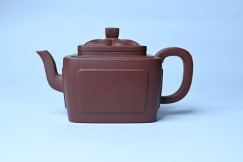 紫砂壶图片：美壶特惠 全手工优质紫红泥精致四方菱花壶 特文气 - 宜兴紫砂壶网