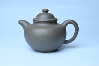 紫砂壶图片：美壶特惠 精致青段大亨掇只壶 茶人醉爱 - 宜兴紫砂壶网