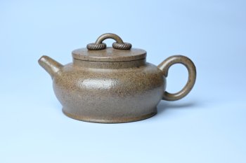 紫砂壶图片：美壶特惠 优质柴烧双圈壶 茶人醉爱 - 宜兴紫砂壶网