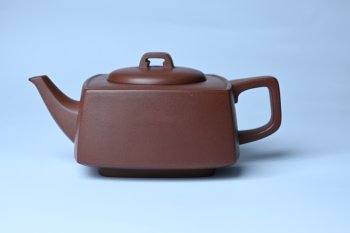 紫砂壶图片：实力派张海艳全手工精工砂四方壶 做工一流 - 宜兴紫砂壶网